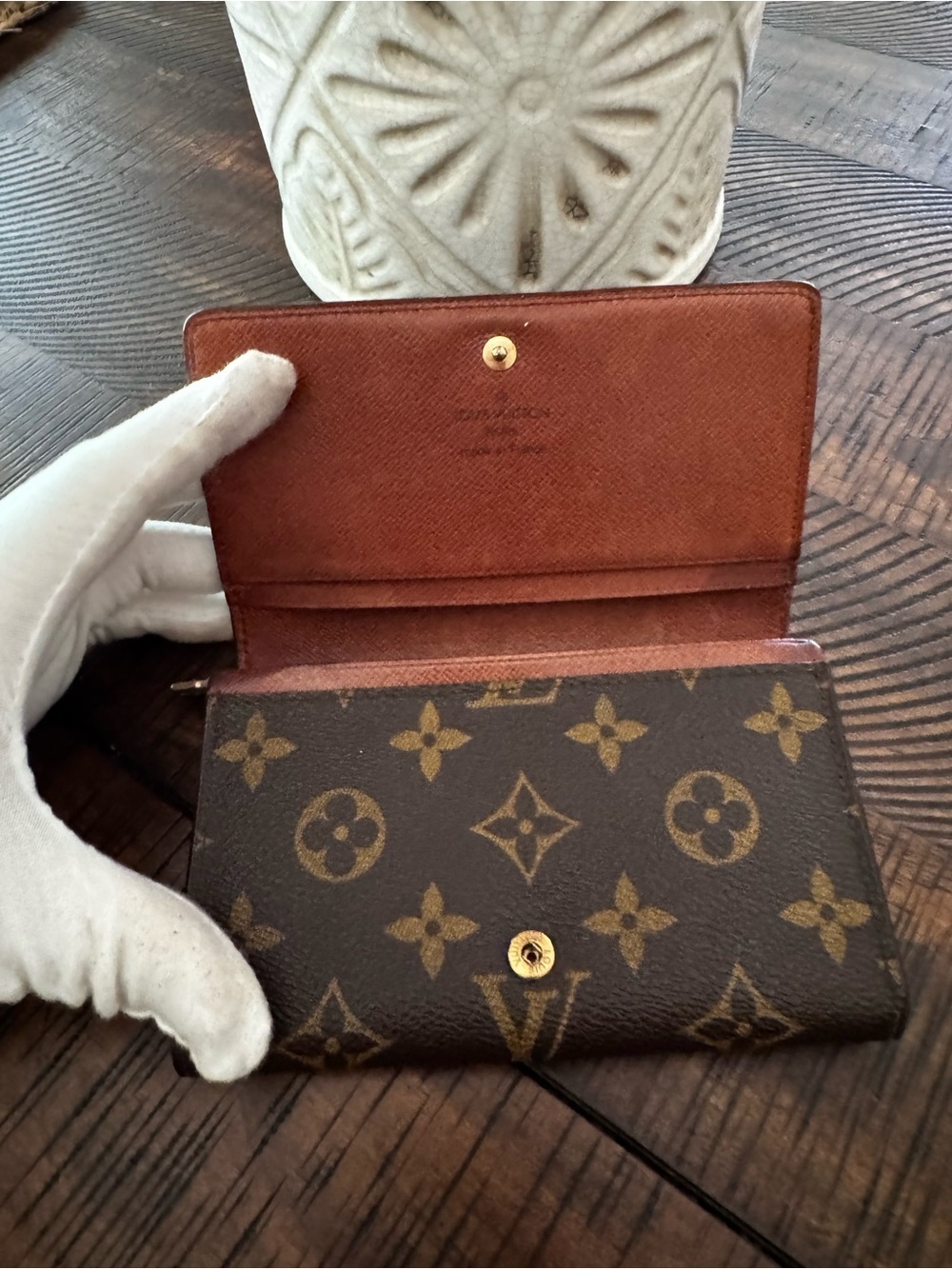 Just in 🔥Louis Vuitton Monogram Porte Monnaie Billets Tresor Bifold Wallet/ - Picture 6 of 17